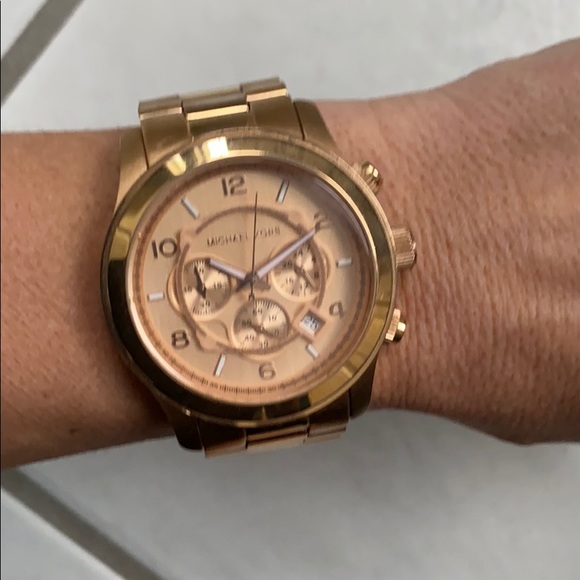 Watch - Picture 3 of 4